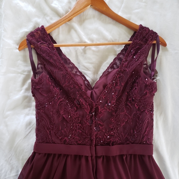 Burgundy Chiffon Beaded Slit Leg V-Neck Gown Dress - Picture 8 of 16